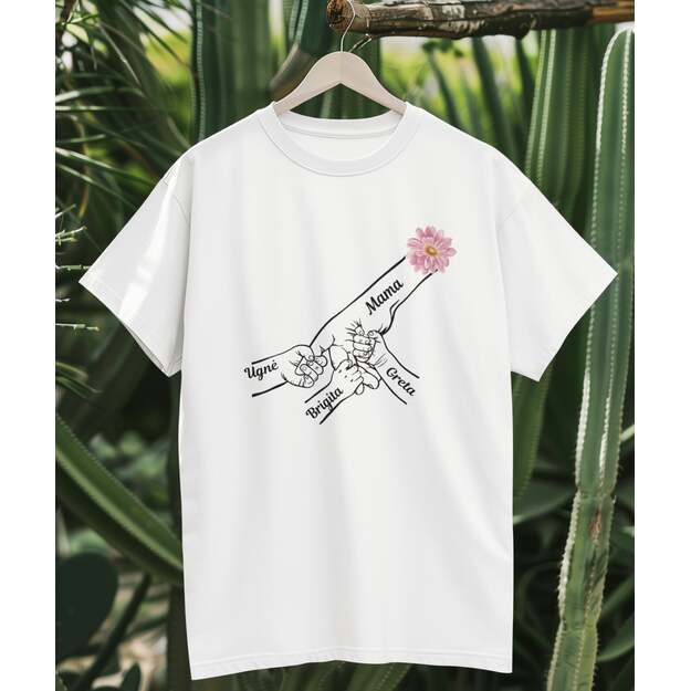 Moteriški marškinėliai MAMA su vaikų vardais (GALIMA IKI 10 VAIKŲ)