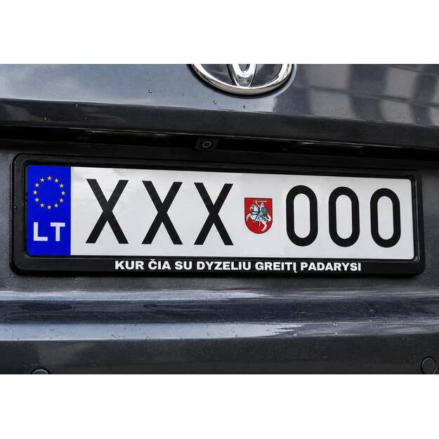 Automobilio numerių rėmelis su užrašu KUR ČIA SU DYZELIU GREITĮ PADARYSI 1