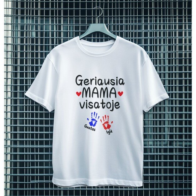Moteriški marškinėliai GERIAUSIA MAMA VISATOJE su vaikų vardais 