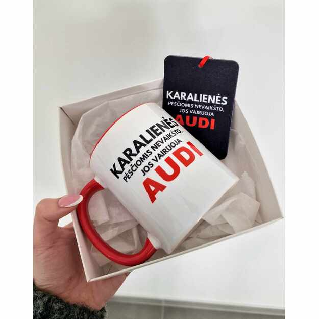Dovanų rinkinys KARALIENĖS PĖSČIOMIS NEVAIKŠTO JOS VAIRUOJA AUDI (AUTOMOBILIO PAVADINIMĄ GALIMA RINKTIS)